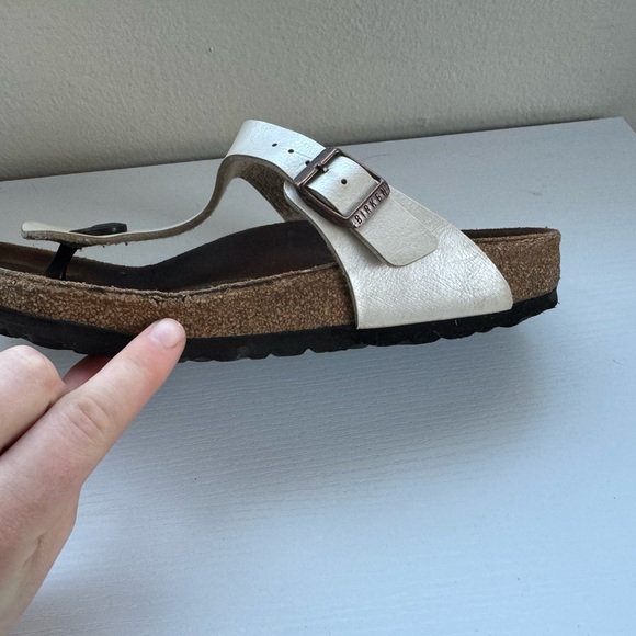 Birkenstock Gizeh Sandal in Graceful Pearl White - Picture 7 of 15